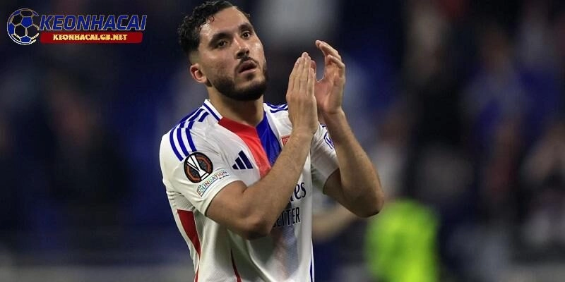 Ryan Cherki chính thức trở thành người của Man City